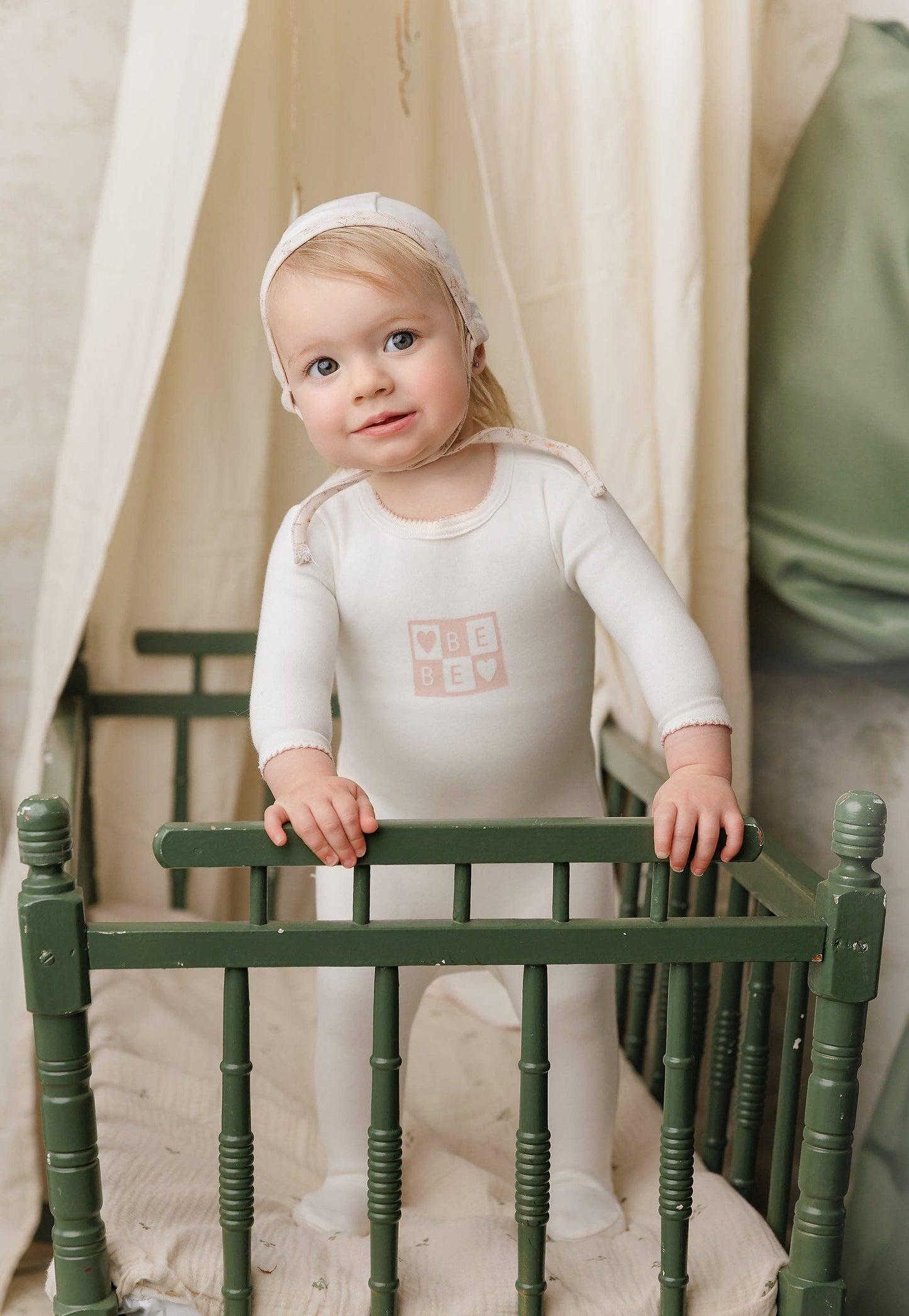 Bliss Bebe Girls Footie: Ivory & Pink